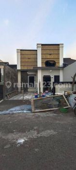 Rumah Baru On Progres Luas 90 m² Sederet Security di Citra Indah City di Citra -