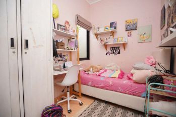 Jual Rumah Minimalis Siap Huni di Galeria Residence Bisa KPR J-18725