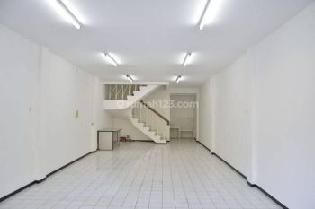 Ruko 2 lantai jalan Hibrida raya di Kelapa gading hybrida luas 67.5m2 Bagus HGB