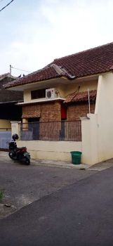 Rumah Dikontrakkan Utara ADA MALL Kudus