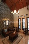 thumbnail-rumah-bagus-furnished-di-komplek-surya-setra-bandung-3