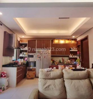 Rumah Super Cantik di Foresta Bsd