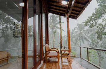 FREEHOLD INVESTMENT / VILLA