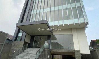 Dijual Gedung Kantor Siap Pakai di Jl. Pramuka Raya Jakarta Timur