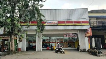 Jual Rumah Usaha Raya Panjangjiwo Nol Jalan