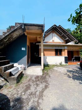 Kos Arrijaal Putra Dekat UII (KamarMandi Dalam)