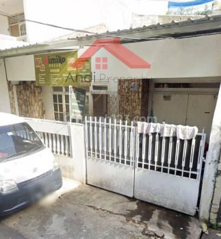 Rumah Tua Hitung Tanah Strategis Di Tanjung Duren(TD238)