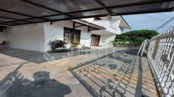 Breaking News Nih Rumah Disewakan Area Cikutra Bandung Kota