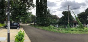 Jual tanah dan bangunan rusak Jl Buldozer