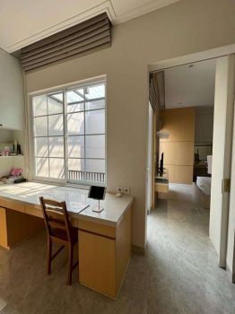 Disewakan Rumah Full Furnished Golf Island Pantai Indah Kapuk