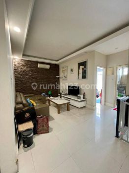 Dijual Cepat Rumah Pik 4 Lantai 8x25 Cluster Manyar Semi Furnish