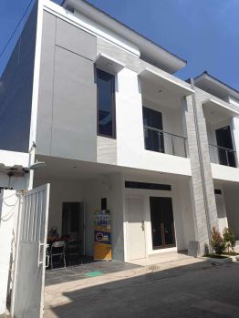 Rumah Premium Dekat Pintu Tol Cempaka Putih