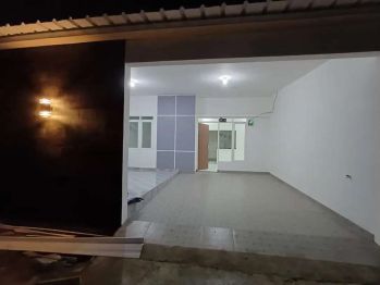 DISEWAKAN RUMAH BARU BERSIH NYAMAN
