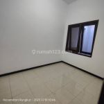 thumbnail-jual-cepat-rumah-taman-rivera-regency-rungkut-1-lt-hadap-selatan-5