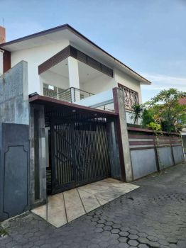 Dijual Cepat Rumah Mewah Siap Huni Taman Beringin Semarang Jawa Tengah