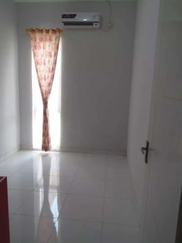 Disewakan Rumah Semi Furnished Columbus Mansion Blok P.1 No.27