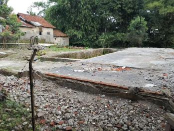 Jual Cepat tanah pinggir jalan, cocok utk usaha kontrakan