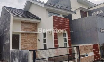 RUMAH BARU di SAWOJAJAR MALANG DEKAT EXIT TOL