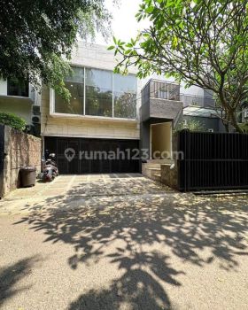 Rumah Siap Huni Pool Semi Furnished Tenang Antasari Kemang