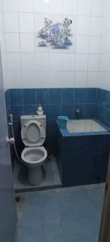 Rumah kontra 1 tahunan, dekat stasiun batuceper, terminal poris