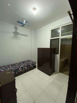 TERSEDIA KOST NON AC KAMAR MANDI DALAM di Kramat ,Senen FREE WIFI