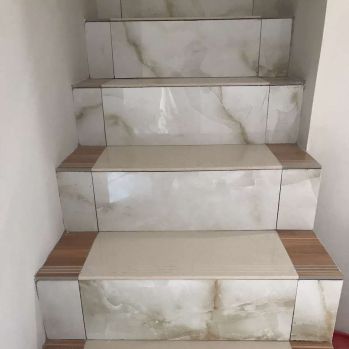 Rumah Dua Lantai Dekat Tol cawang Stasiun LRT MRT