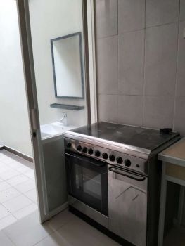 HOOK 2 MUKA ! Rumah Disewakan dlm Perumahan Elite Green Hills Palagan