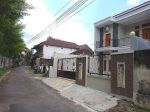 thumbnail-rumah-di-jual-jogja-utara-maguwoharjo-depok-sleman-yogyakarta-2-lantai-shm-baru-2