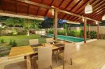 thumbnail-beautiful-captivating-3-bedrooms-villa-with-spacious-garden-in-kerobo-11