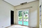 thumbnail-rumah-di-pondok-indah-lokasi-tenang-2