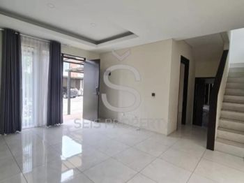 SEWA RUMAH SIAP HUNI DI SIMAKIRANA, KBP