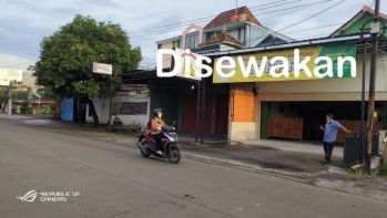 Disewakan warung dan bangunan