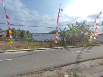 2 km Terminal Muntian, Tanah Magelang Potensial Usaha