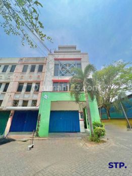 Jual Cepat, Ruko 4 Lantai Hoek di Mangga Dua Wonokromo