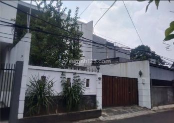 Sell Rumah: Rumah Cantik