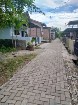 Dijual Cepattt!!! Sebidang Tanah 105 m2 Cocok untuk Kost atau Rumah.