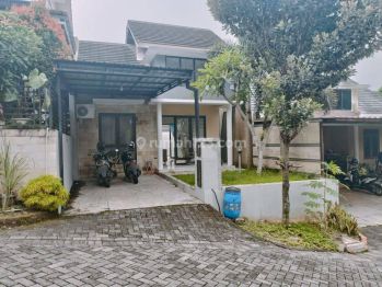 Rumah murah modern minimalis tengah kota Semarang siap huni dekat Undip dekat di