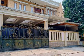 Rumah Luas Modern Siap Huni di Duren Sawit Jakarta Timur