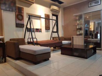 Rumah 2 Lantai Taman Surya 5 Semi Furnished SHM Sudah Renovas