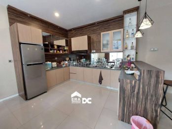 Rumah modern minimalis tengah kota Semarang siap huni dekat Undip dekat Unimus