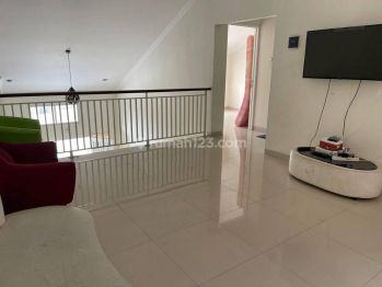 Rumah tengah kota Semarang siap huni dekat Undip disewakan di Pandanaran hills