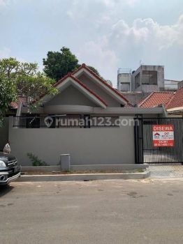 Rumah 1 Lantai Bagus Bersih di Taman Permata Buana