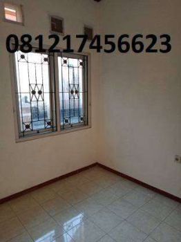 Rumah 2 kmr dekat UMS, Stasiun, RS UNS, Transmart Solo