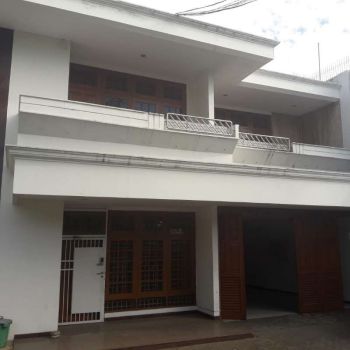Sewa Rumah Komersial Pusat Kota Jl. WR. Supratman