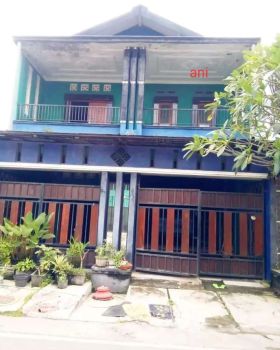 Jual rumah lokasi banyuanyar solo luas 150m harga 1,8M nego