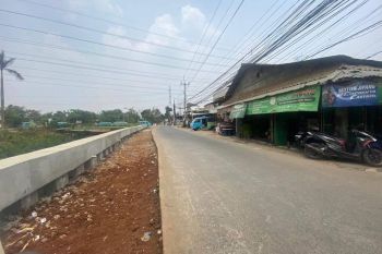 Tanah Bonus Bangunan di Tepi Jalan Cipayung 5 Menit Stasiun Depok