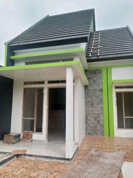 Rumah strategis dekat pintu Toll bomang