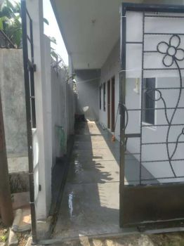 Di jual cepat rumah kontrakan 2 pintu rapi dan bersih di cimatis