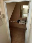 thumbnail-disewakan-rumah-semi-furnished-2-lantai-bagus-banget-4