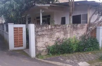 Rumah Nyaman 2 Lantai Full Furnished Siap Huni Di Ciumbuleuit Bdg